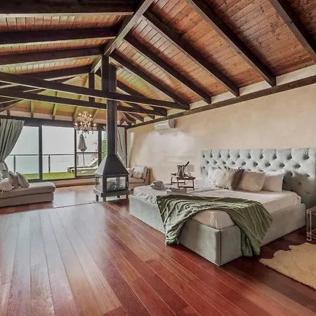 La Sultana Villa *